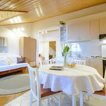 Matic - Two-bedroom